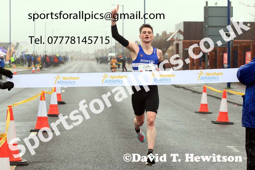 Senior mens 12 Stage 2023 Northern Mens 12 stage and Womens 6 Stage Relays and Young Athletes, Redcar. Photo: David T. Hewitson/Sports for All Pics